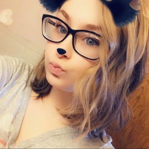 Meet your Posher, Ashton